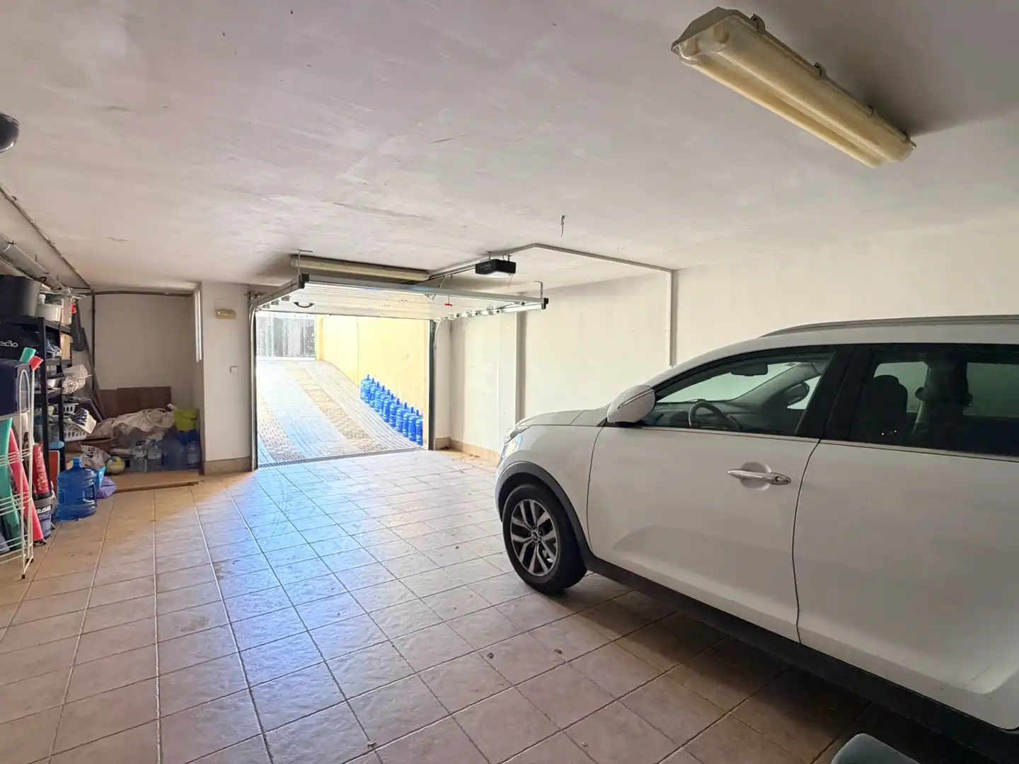 Aparcament de Casa o xalet en venda en Cartagena amb Aire condicionat, Jardí privat i Terrassa