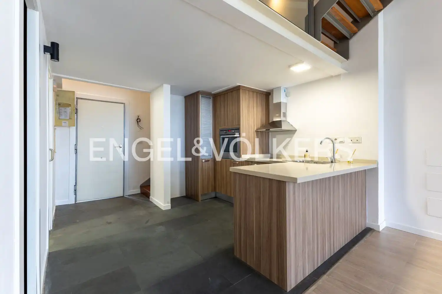 Cocina de Piso de alquiler en Xirivella con Aire acondicionado, Calefacción y Jardín privado
