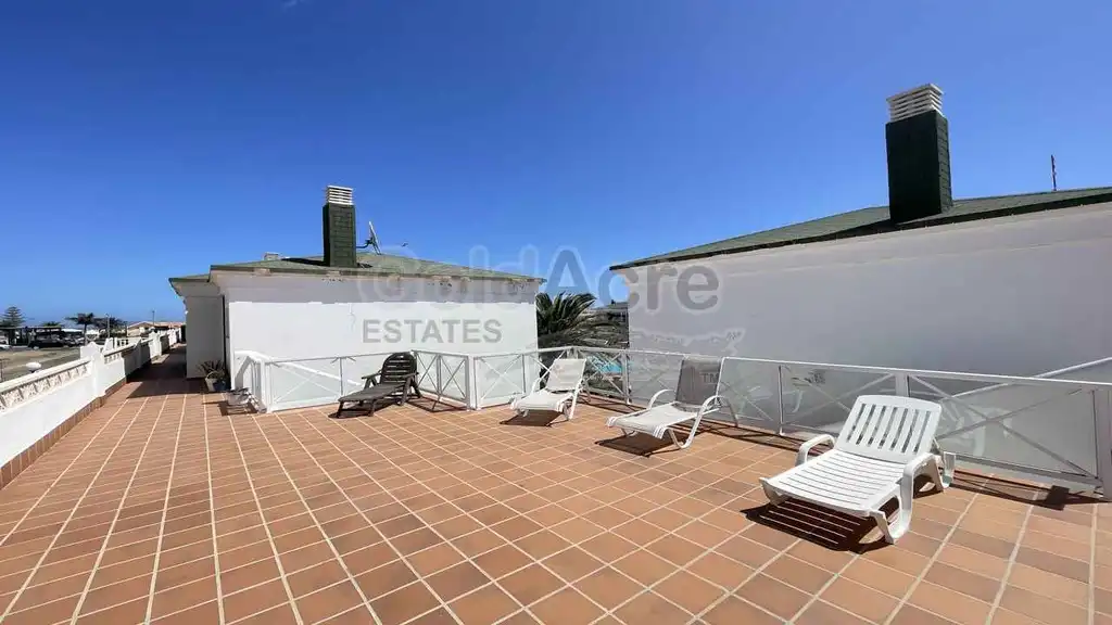 Terrassa de Apartament en venda en La Oliva
