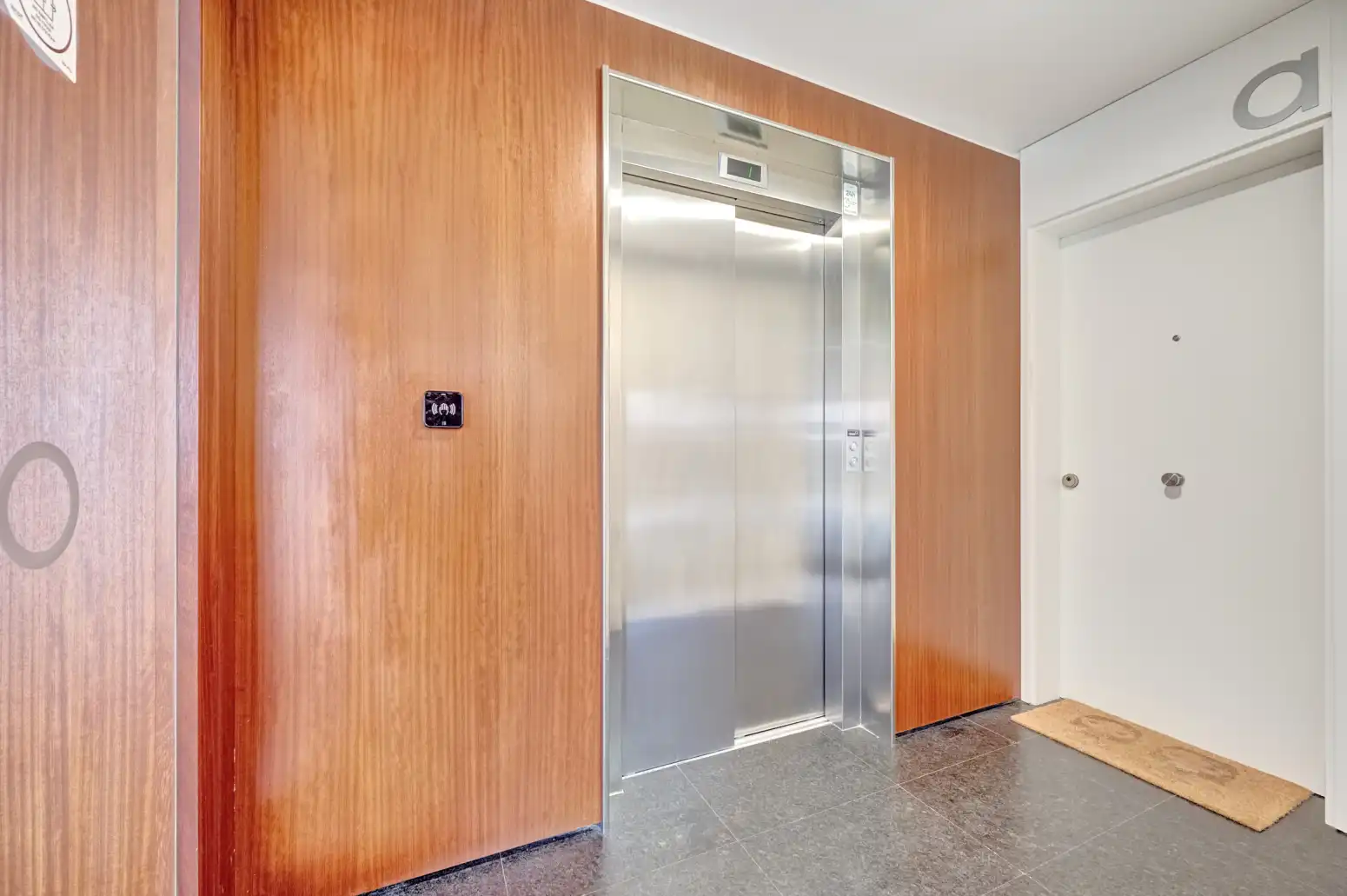 Wohnung zum Verkauf in Burlada / Burlata mit Heizung, Terrasse und Abstellraum
