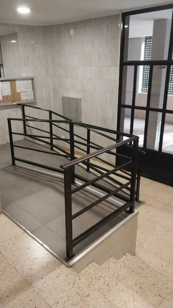 Pis amb ascensor en venda a Plaza Poeta Badenes, imagen 4