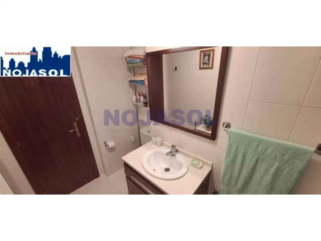 Badezimmer von Dachboden zur Miete in Noja mit Heizung, Terrasse und Möbliert