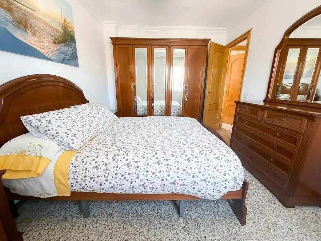 Bedroom of Flat for sale in Málaga  with Air Conditioner, Heating and Terrace