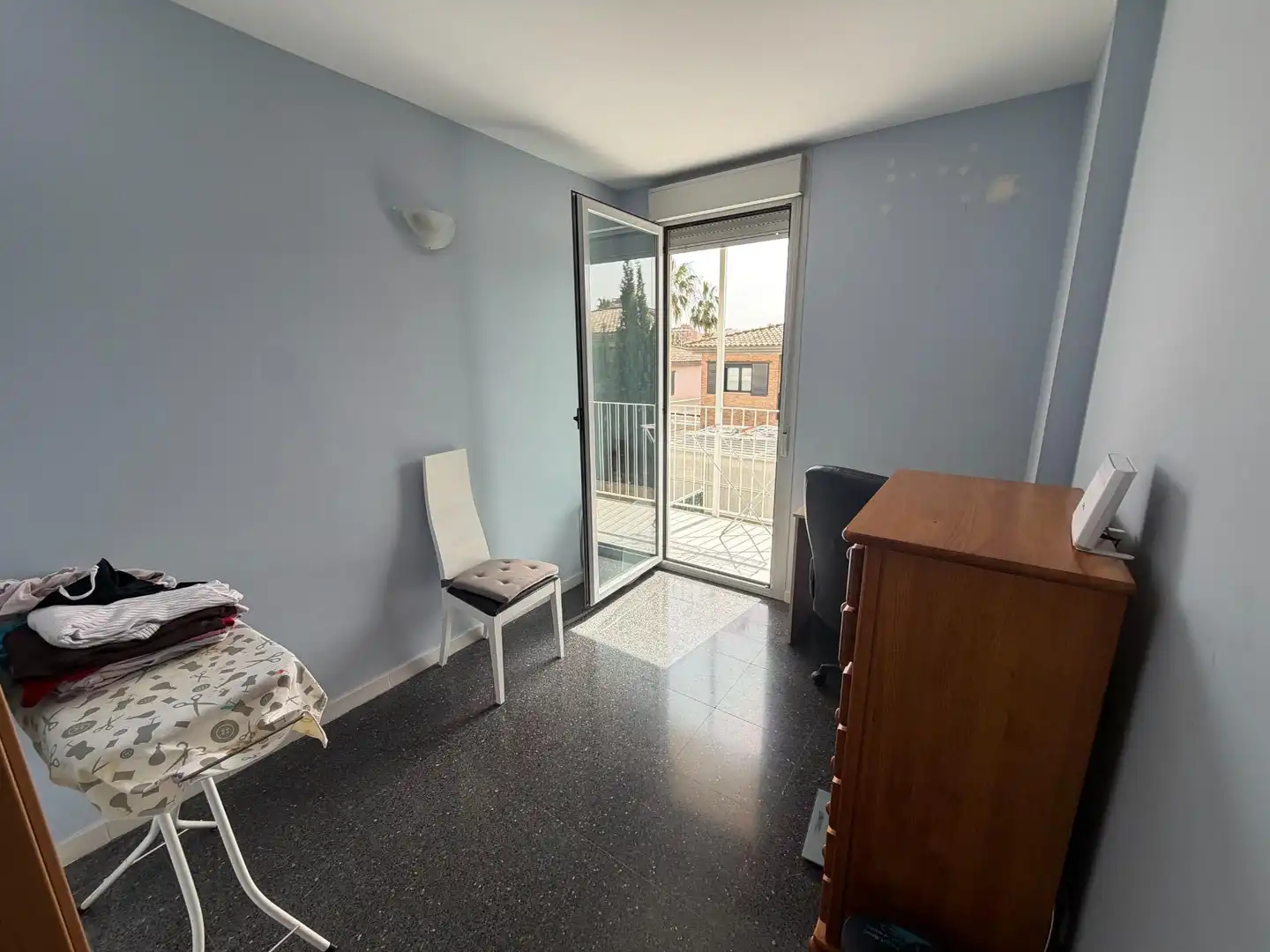 Dormitori de Pis en venda en Paterna amb Aire condicionat i Balcó
