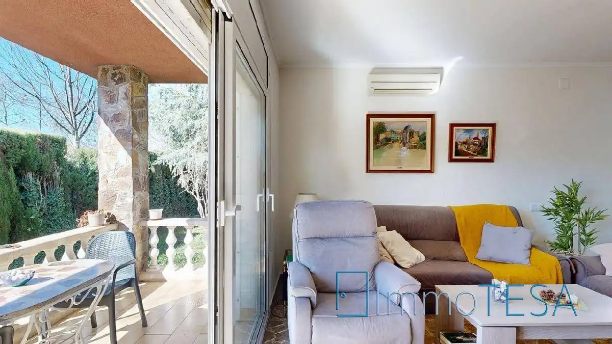 Habitación de Casa o chalet en venta en Barberà del Vallès con Aire acondicionado, Calefacción y Jardín privado