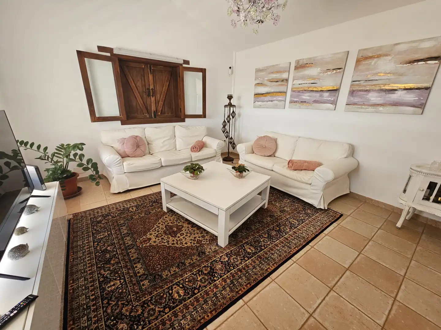 Sala d'estar de Casa o xalet en venda en Tuineje amb Jardí privat, Terrassa i Traster