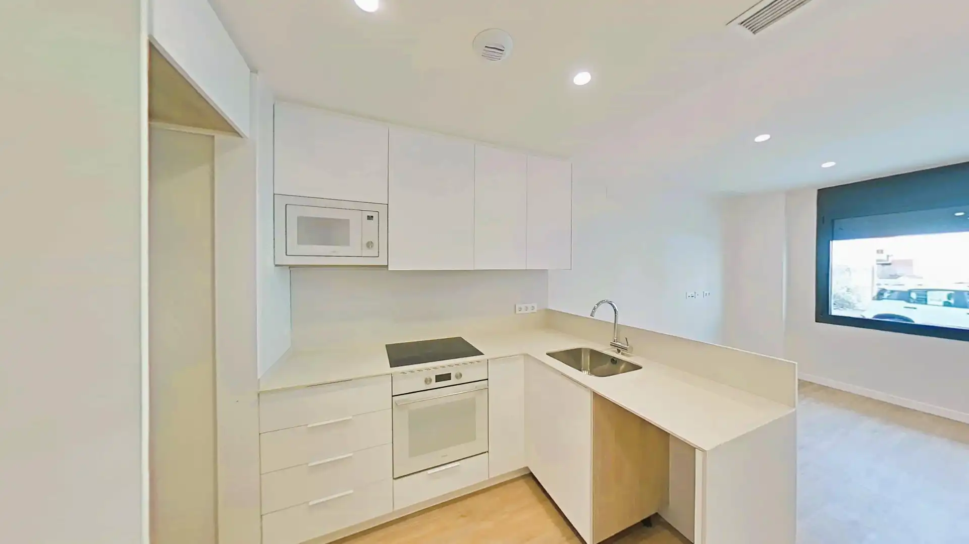 Cocina de Planta baja en venta en Cubelles con Aire acondicionado, Calefacción y Jardín privado