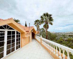 Exterior view of House or chalet for sale in Arucas  with Private garden, Terrace and Balcony