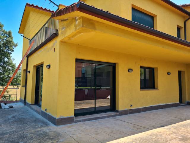 Casa-chalet en Alquiler en Aiguaviva