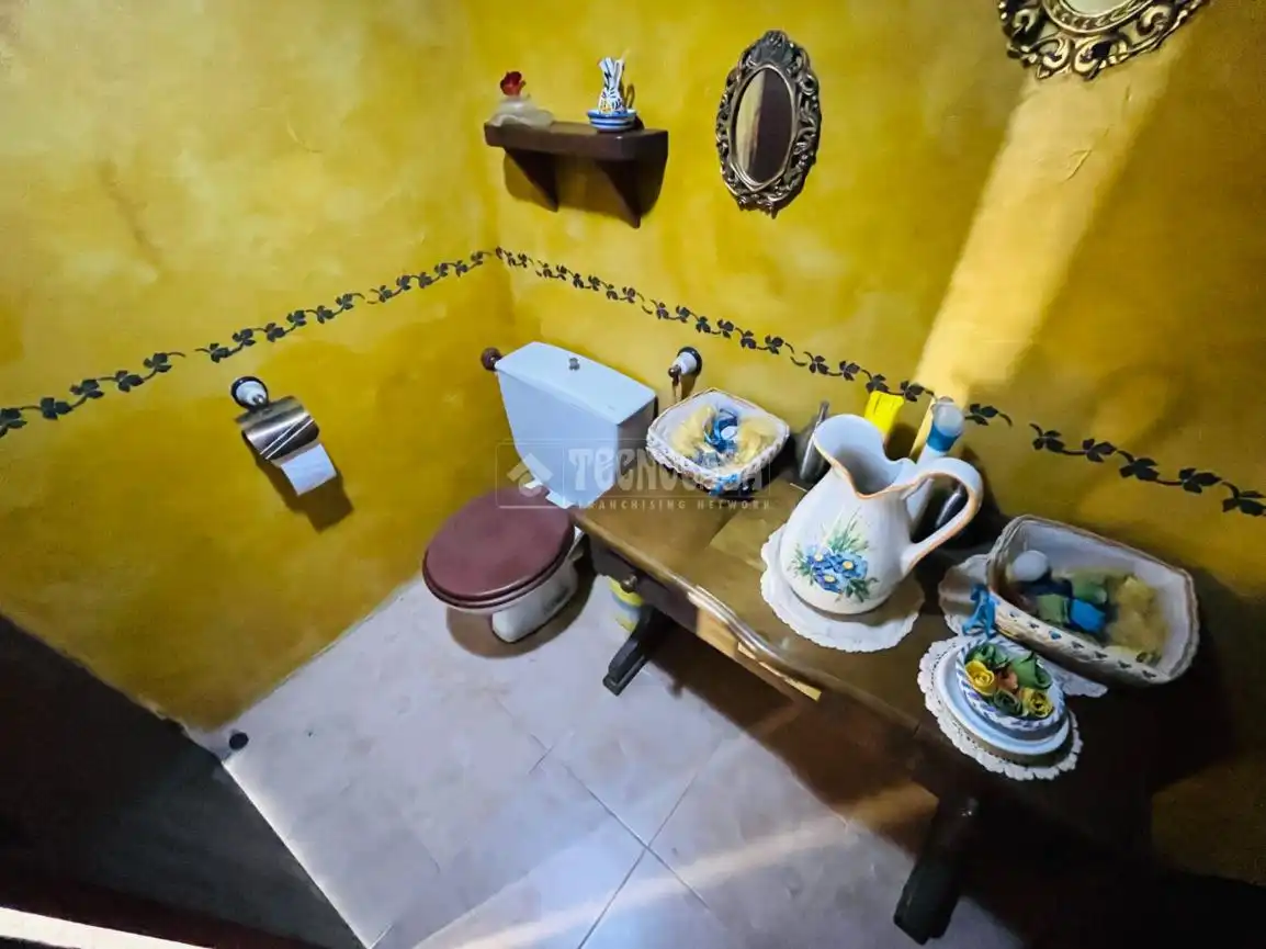 Bathroom of Houses for sale in Cardiel de los Montes  with Air Conditioner and Heating