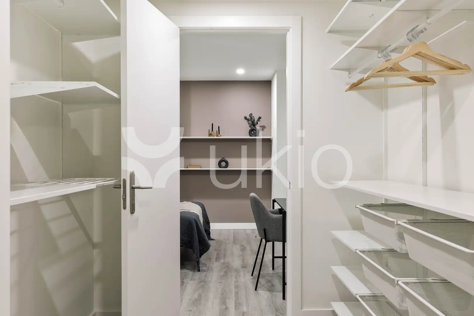 Apartment with pool to rent in Carrer de Morales, imagen 18