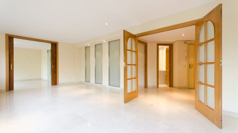 Photo 2 of Flat for rent in Calle de Amara, San Pascual, Madrid Capital