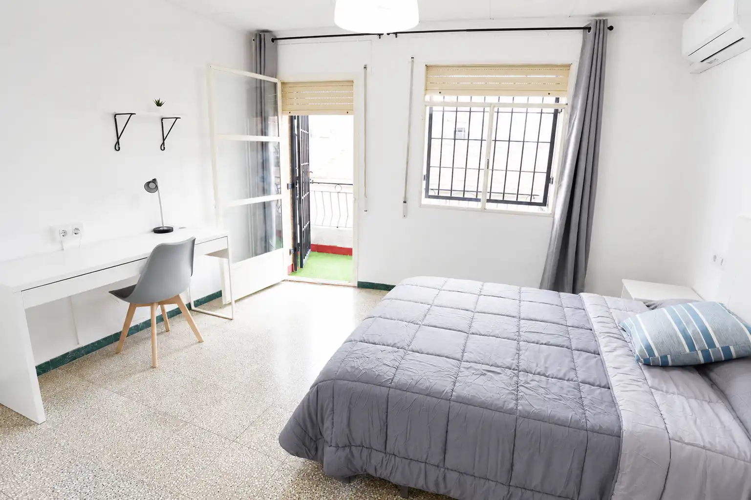 Habitación de Casa o chalet para compartir en Murcia con Aire acondicionado, Calefacción y Jardín privado