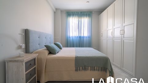 Foto 4 de Piso en venta en Entrenúcleos, Dos Hermanas