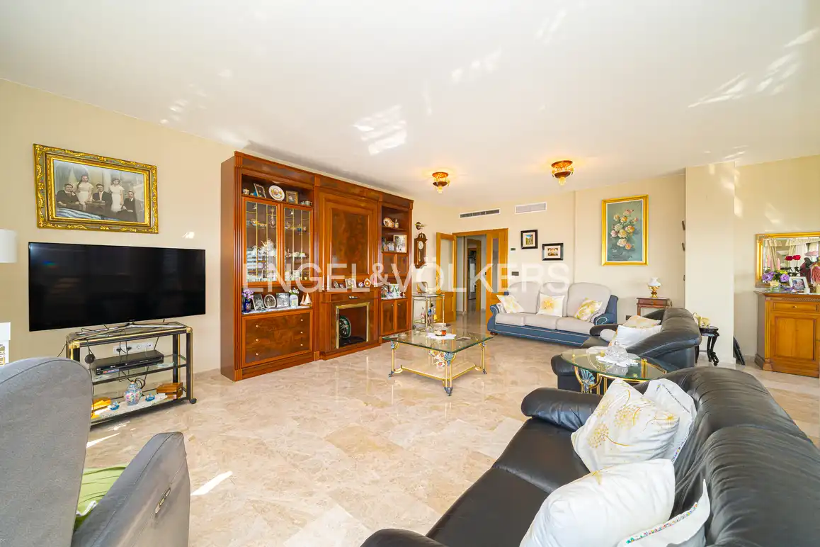 Flat with pool for sale in Avinguda Marina Baixa 8, imagen 8