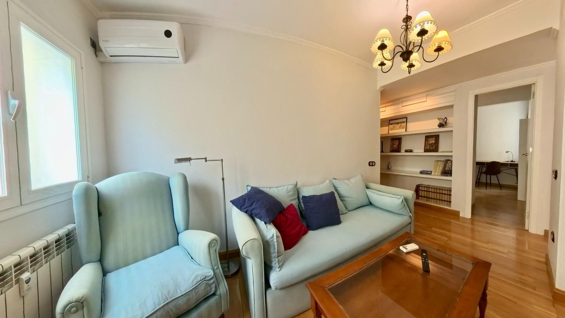 Pis de lloguer a Calle GRAN VIA DE COLON, Centro - Sagrario