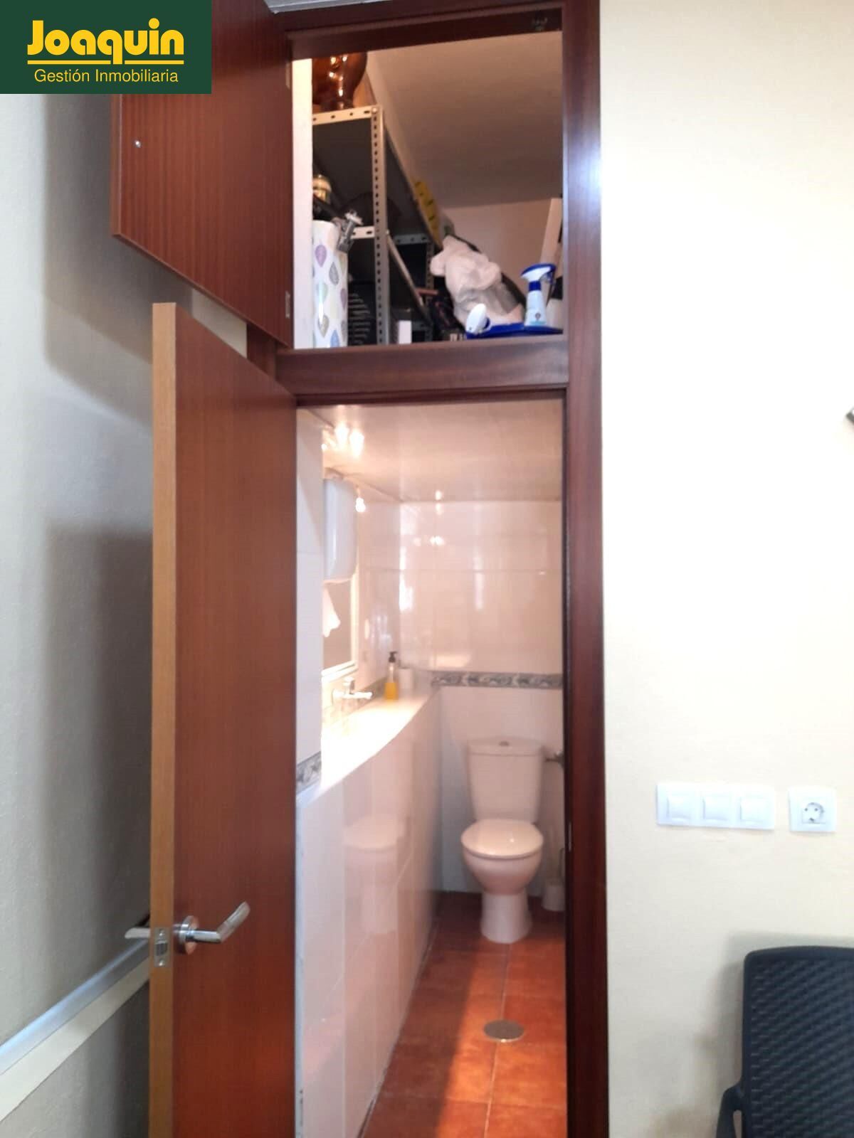 Baño de Local en venta en  Córdoba Capital con Aire acondicionado