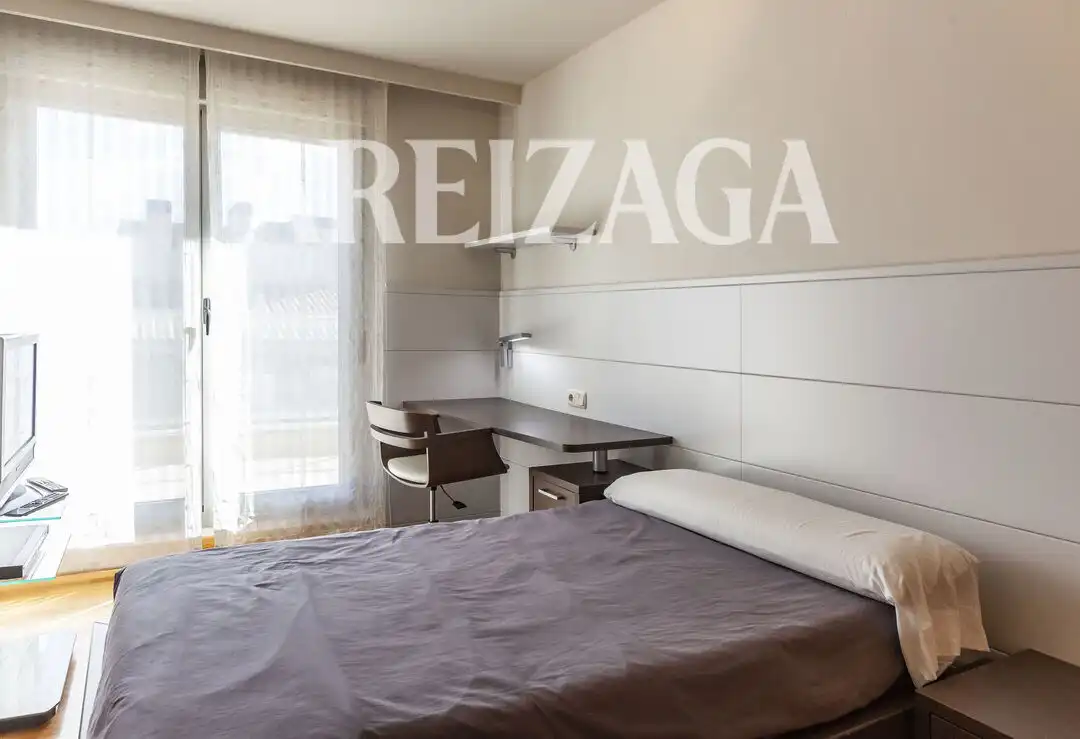 Schlafzimmer von Wohnung zum Verkauf in Donostia - San Sebastián  mit Heizung, Terrasse und Balkon