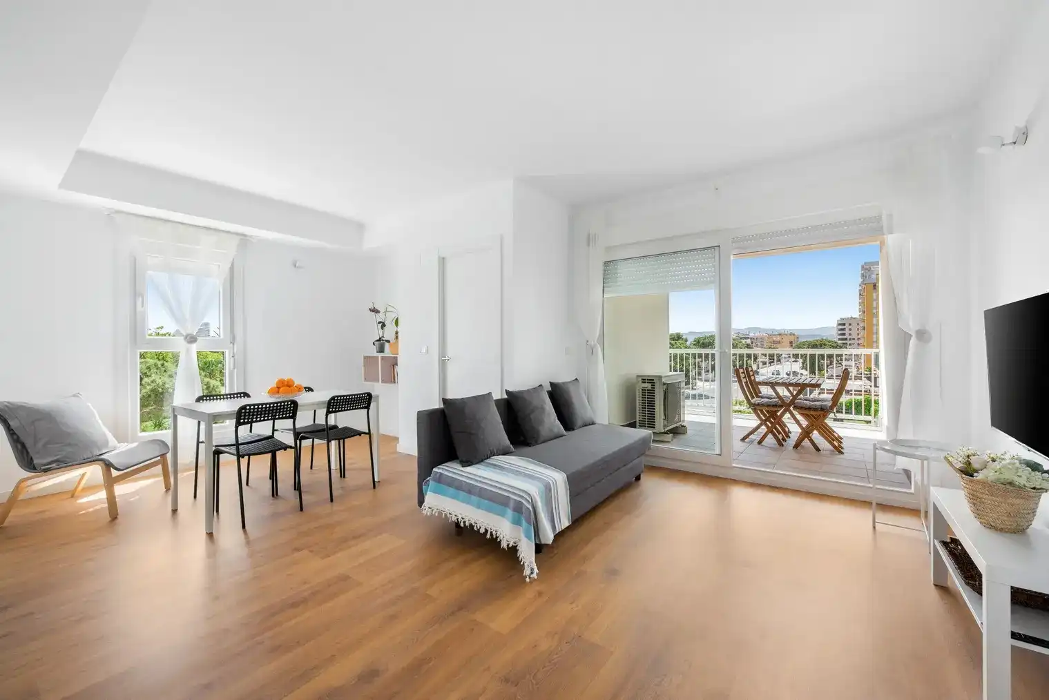 Apartament amb piscina de lloguer a Avenida Blasco Ibáñez