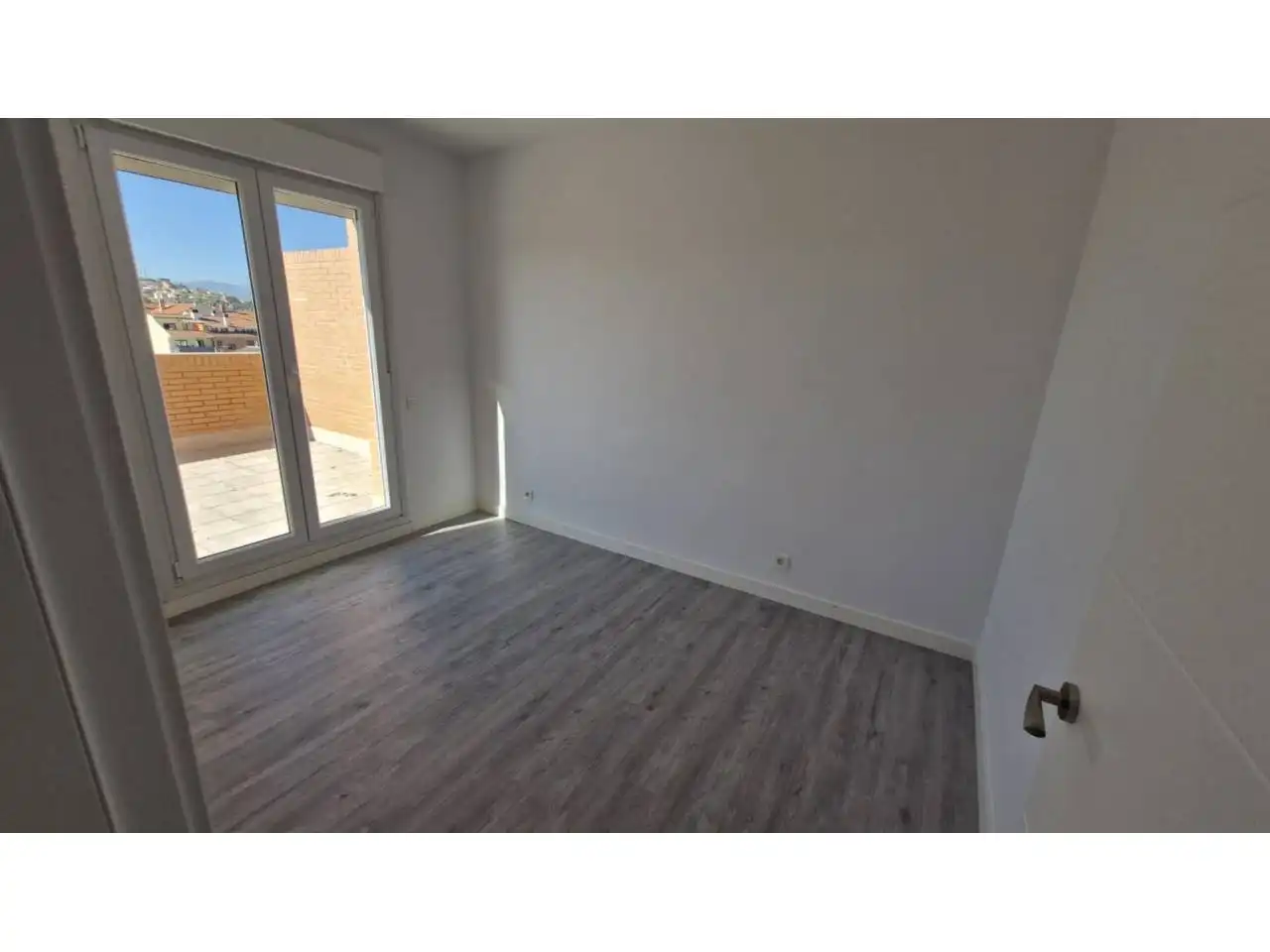 Bedroom of Attic for sale in Lardero  with Heating, Parquet flooring and Terrace