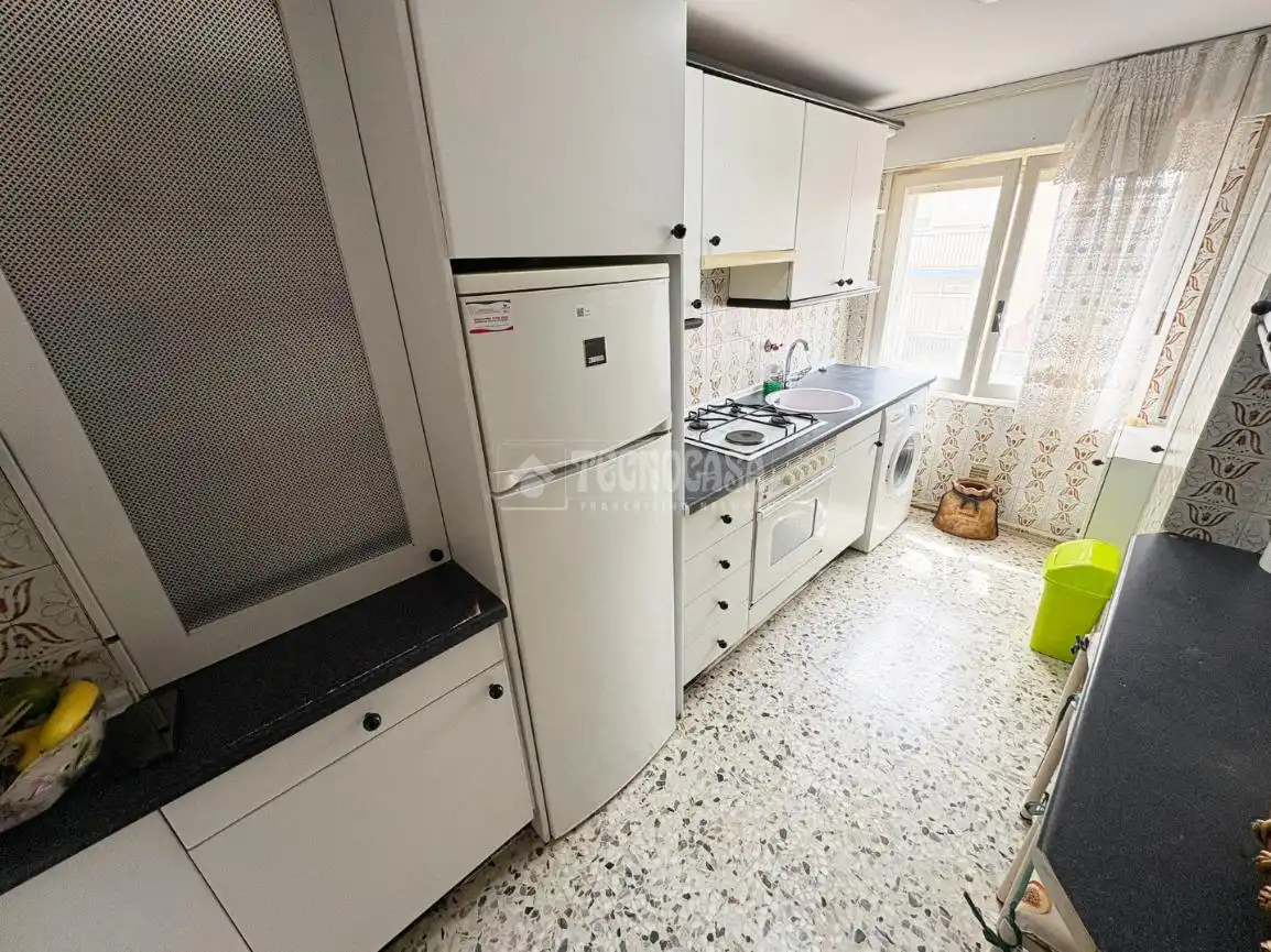 Cocina de Piso en venta en Zaragoza con Calefacción y Terraza