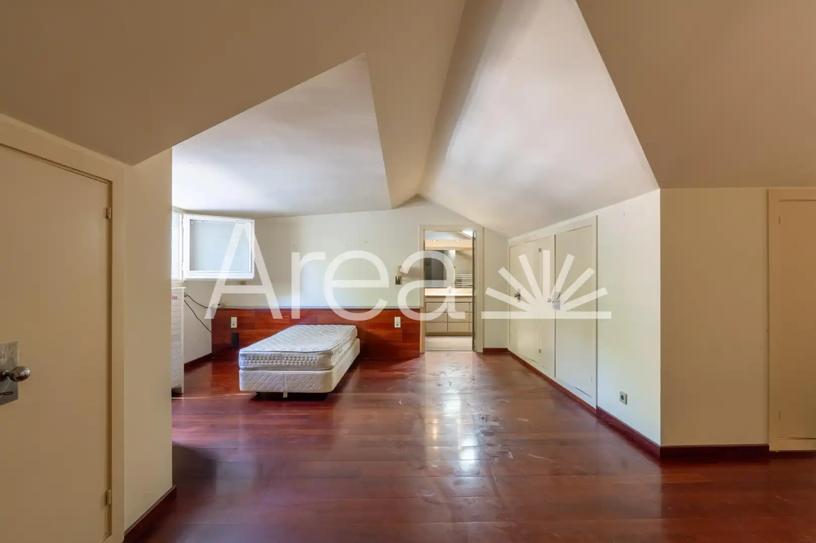 Houses for sale in Rocaferrera