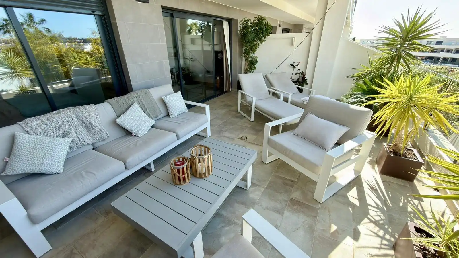 Terrasse von Maisonette zum Verkauf in Finestrat mit Klimaanlage, Heizung und Privatgarten