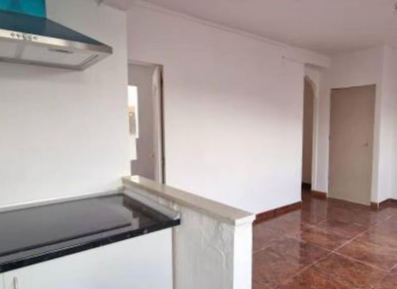 Flat for rent in  Valencia Capital  with Balcony