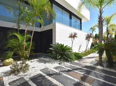 Villa con piscina in vendita a Teià