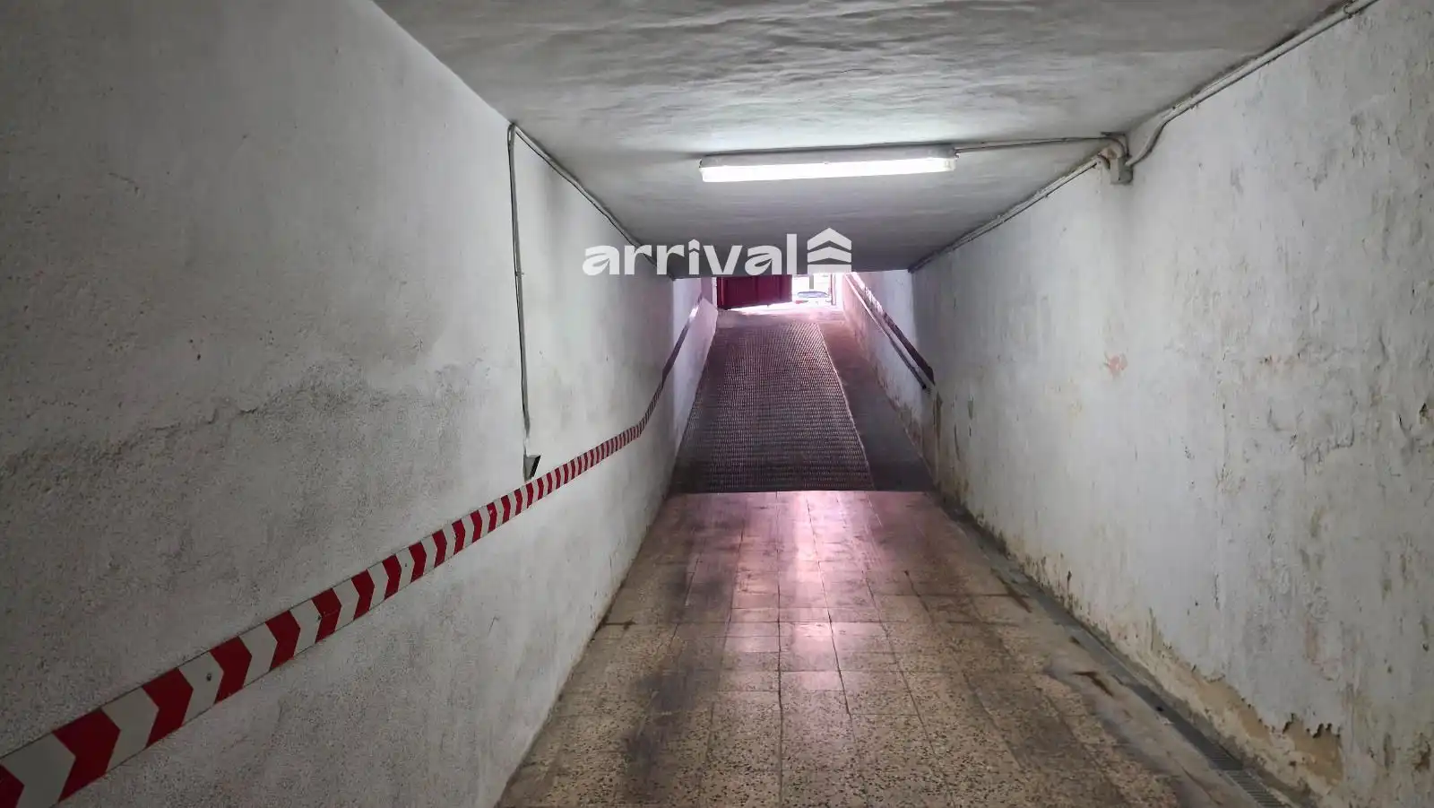 Einzelparkplatz zum Verkauf in Rodrigo Pertegas, imagen 3