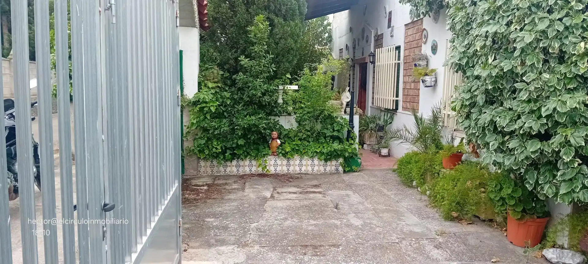 Vista exterior de Finca rústica en venda en Alfajarín amb Calefacció, Jardí privat i Terrassa