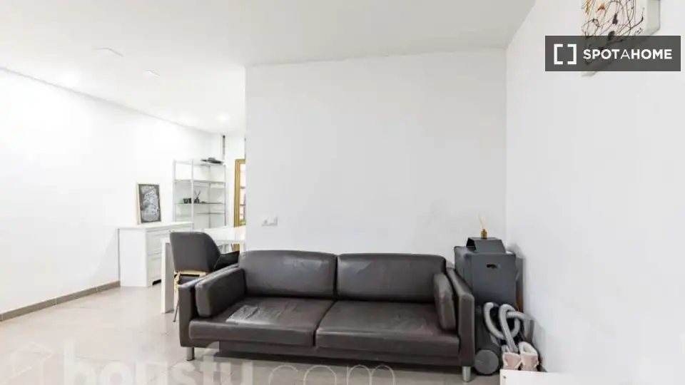 Sala de estar de Piso de alquiler en Barcelona con Aire acondicionado, Calefacción y Amueblado