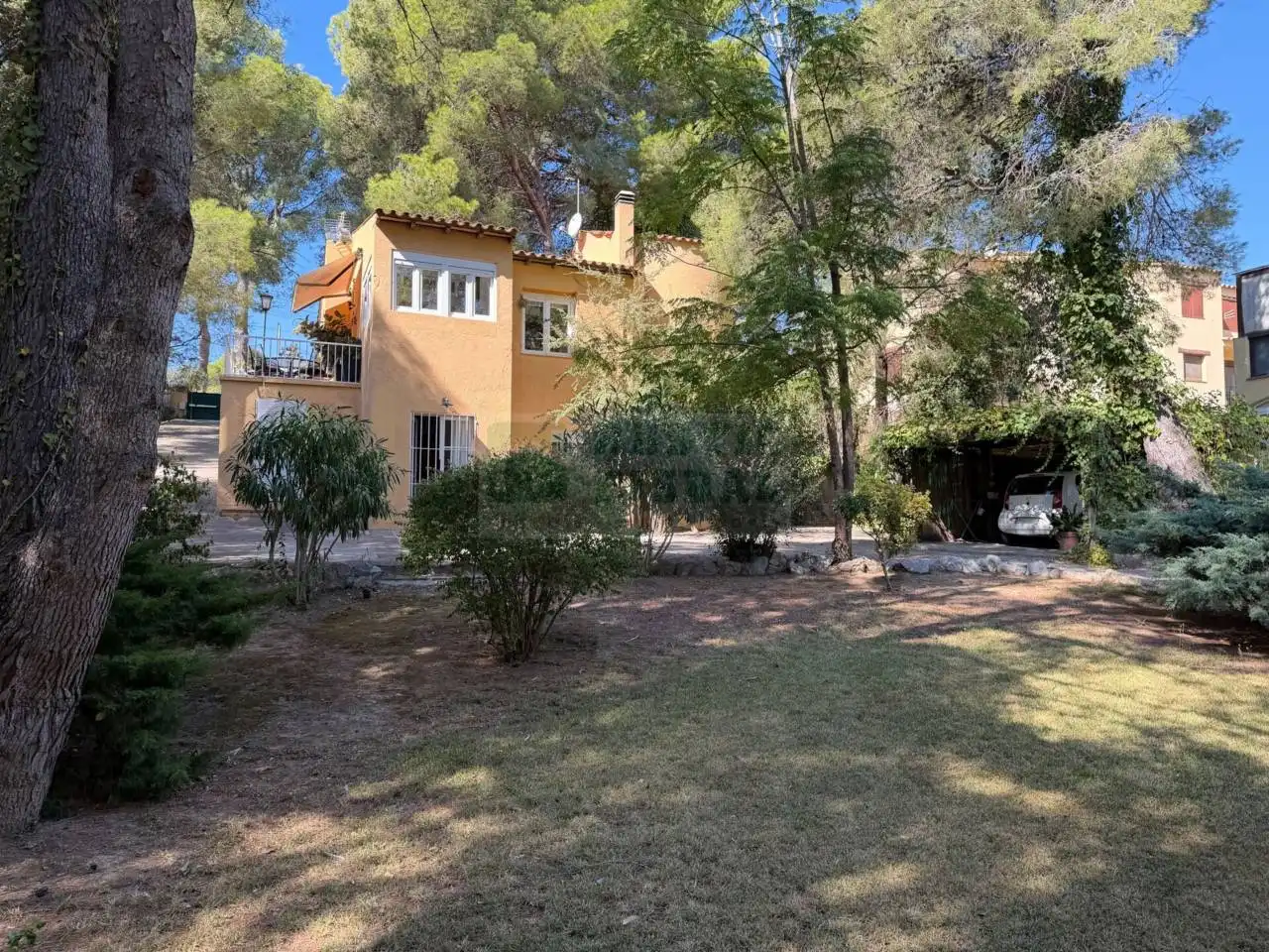 Casa amb jardí en venda a Calle Suïssa, imagen 31