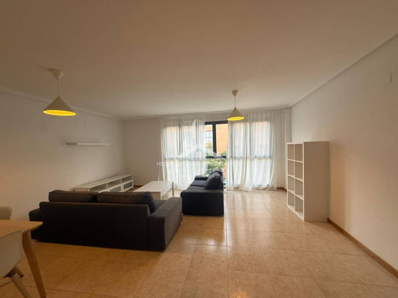 Living room of Flat to rent in Castellón de la Plana / Castelló de la Plana  with Terrace, Furnished and Alarm