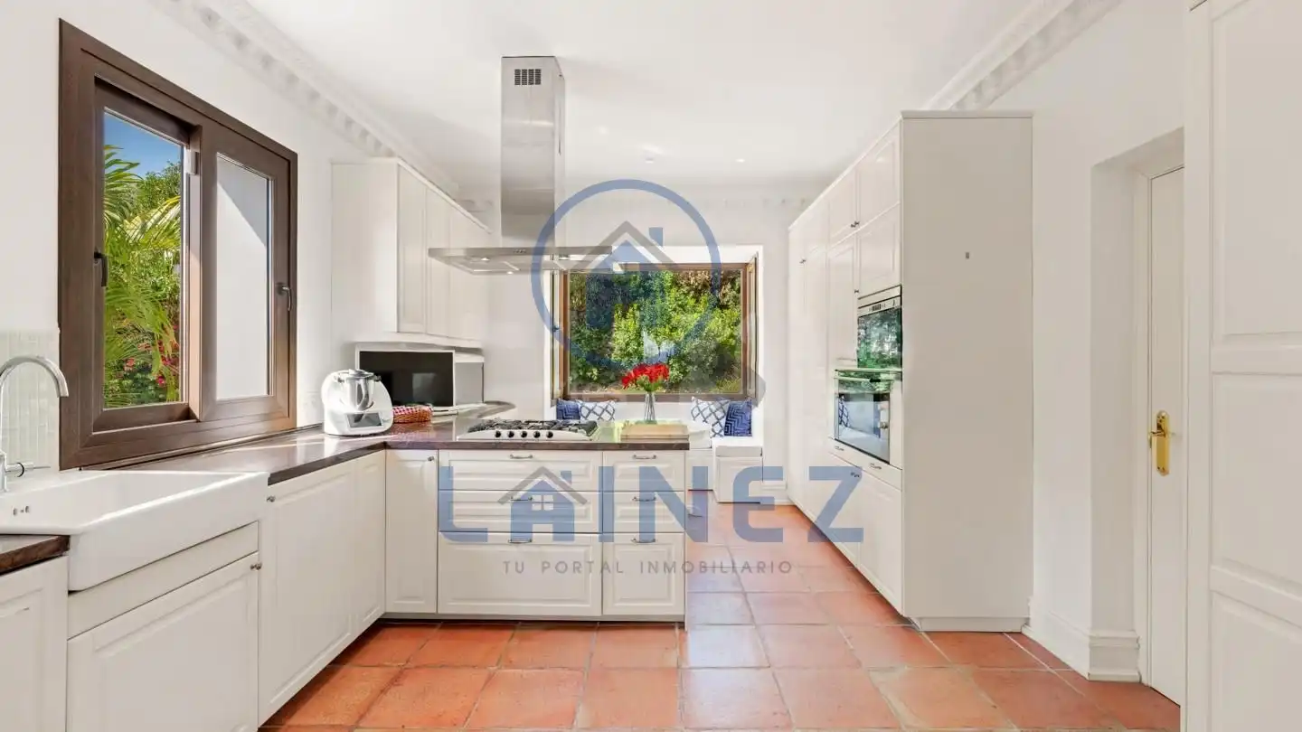 Casa amb piscina en venda a Marbella Centro, imagen 8