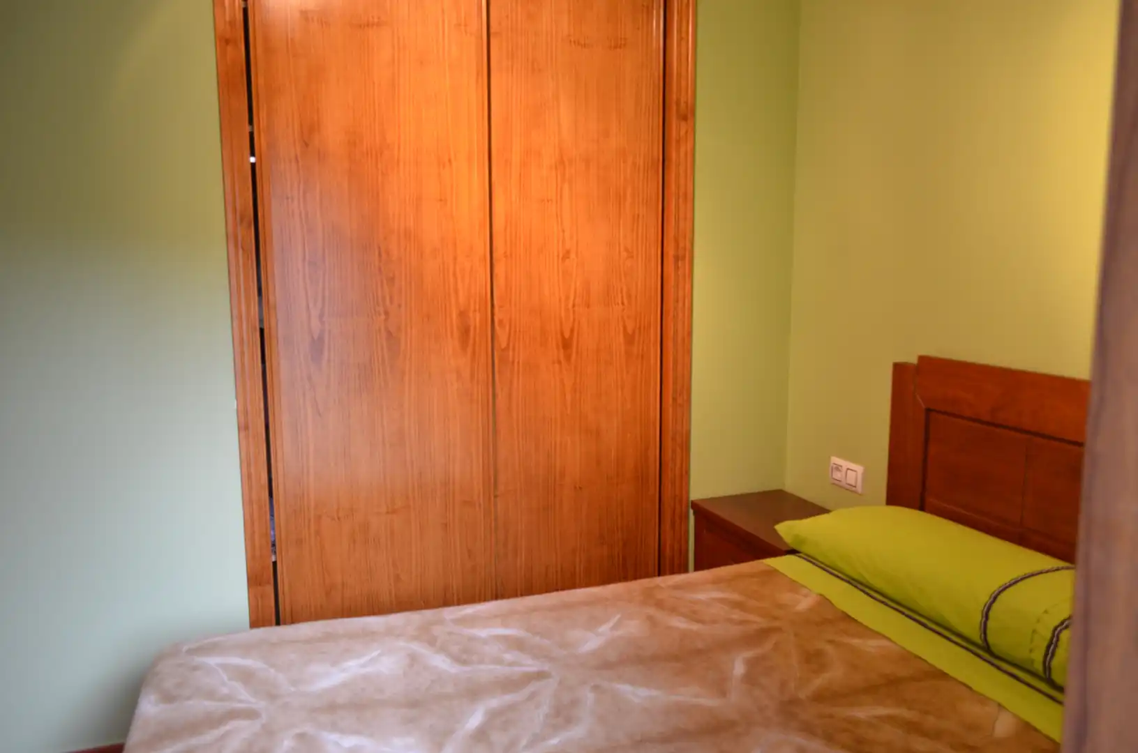 Bedroom of Houses for sale in El Torno   with Air Conditioner, Heating and Furnished