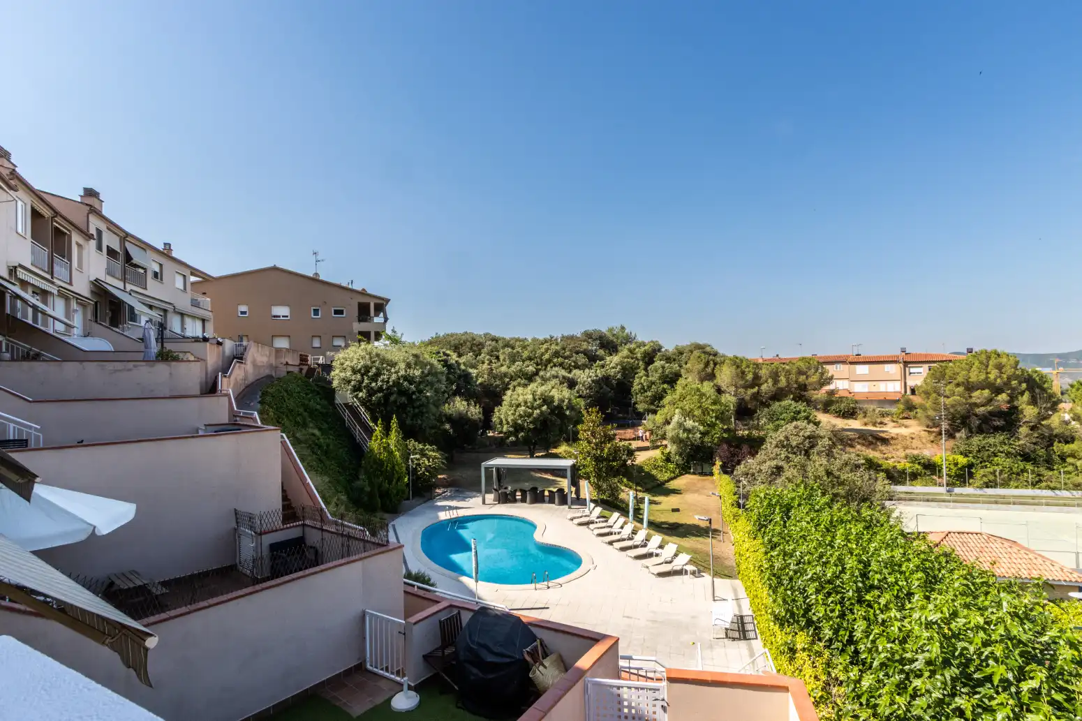 Piscina de Casa adosada en venda en Vacarisses amb Calefacció, Jardí privat i Terrassa