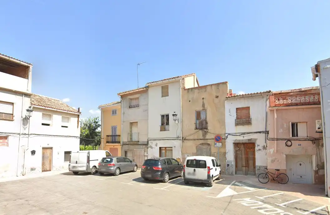 Semi-detached house for sale in Pz Verge de Gracia