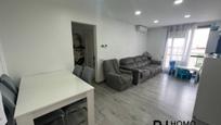 Living room of Flat for sale in Sabadell  with Air Conditioner, Heating and Parquet flooring