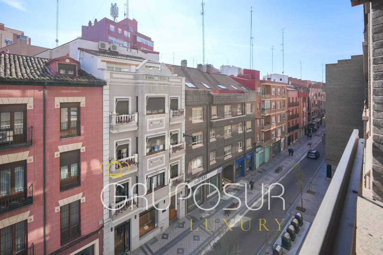Vista exterior de Piso en venta en Valladolid con Calefacción, Parquet y Terraza