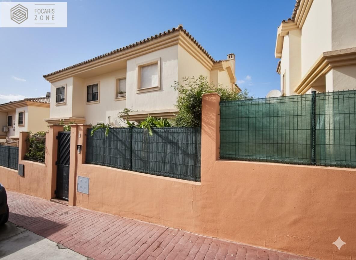 Exterior view of Duplex for sale in Fuengirola  with Air Conditioner, Terrace and Balcony