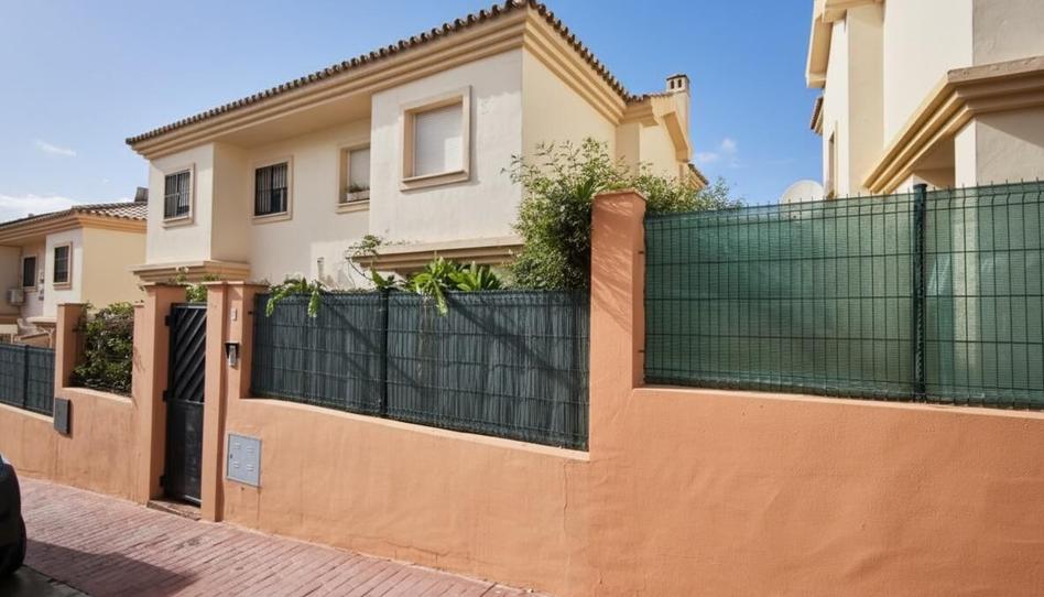 Foto 1 de Dúplex en venda a  Agustina de Aragon, Los Pacos, Málaga