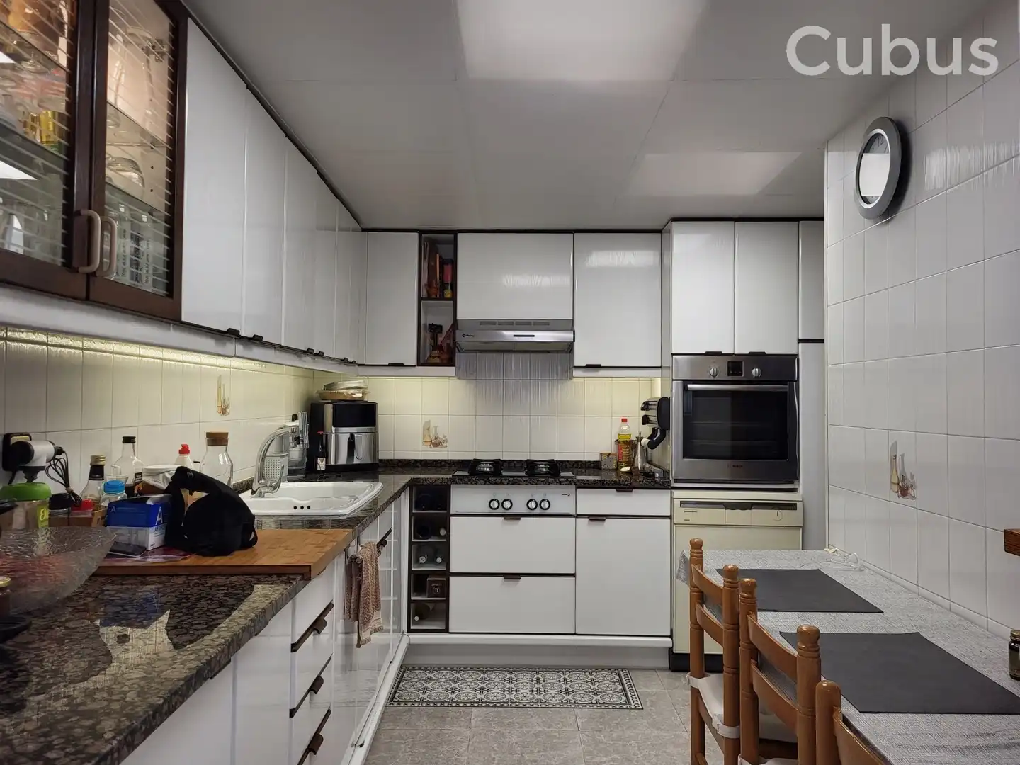 Cocina de Casa adosada en venta en Olot con Aire acondicionado, Calefacción y Terraza
