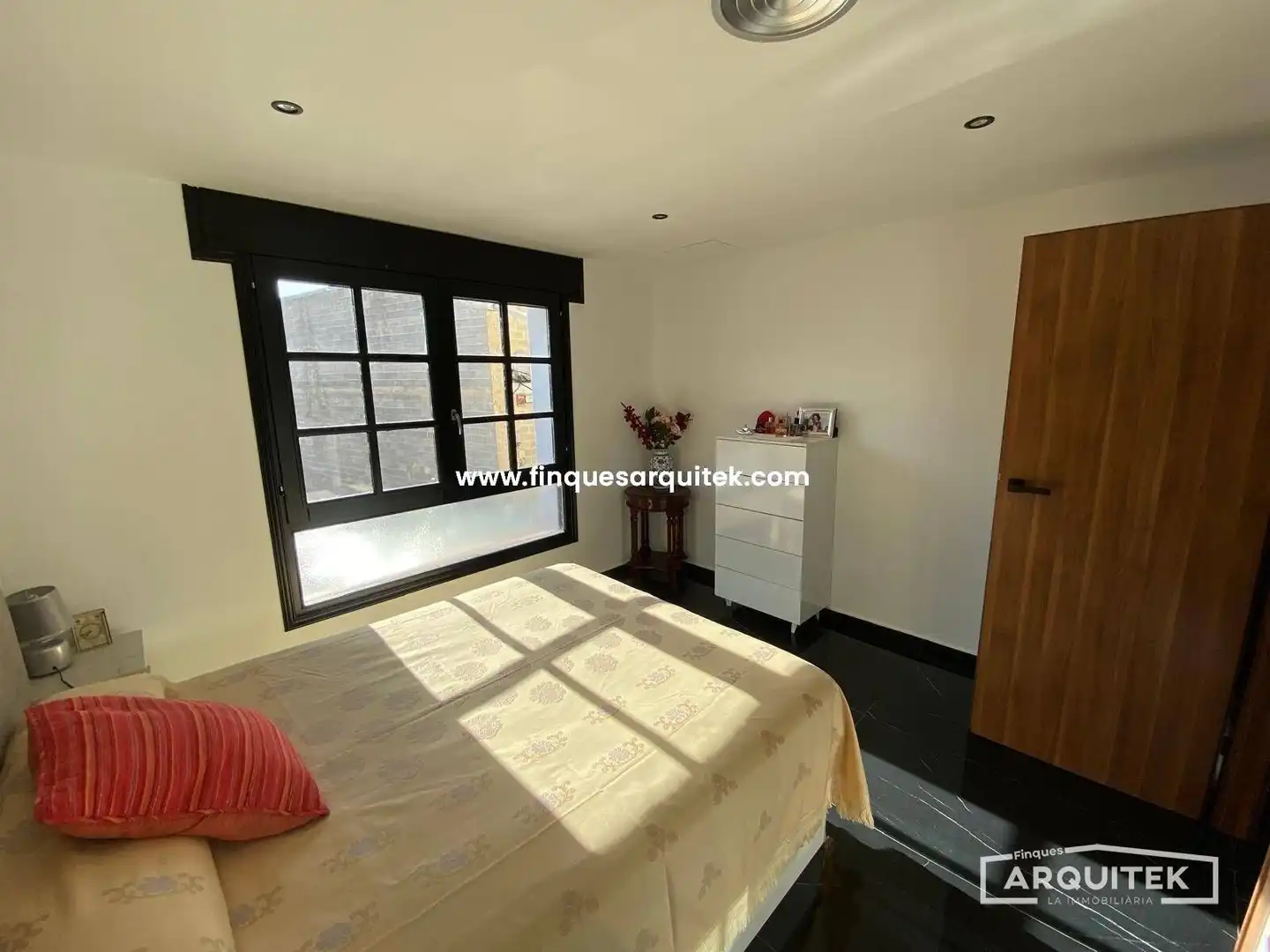 Casa adosada en venta en Rosselló