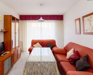 Living room of Flat to rent in  Granada Capital  with Air Conditioner, Heating and Terrace