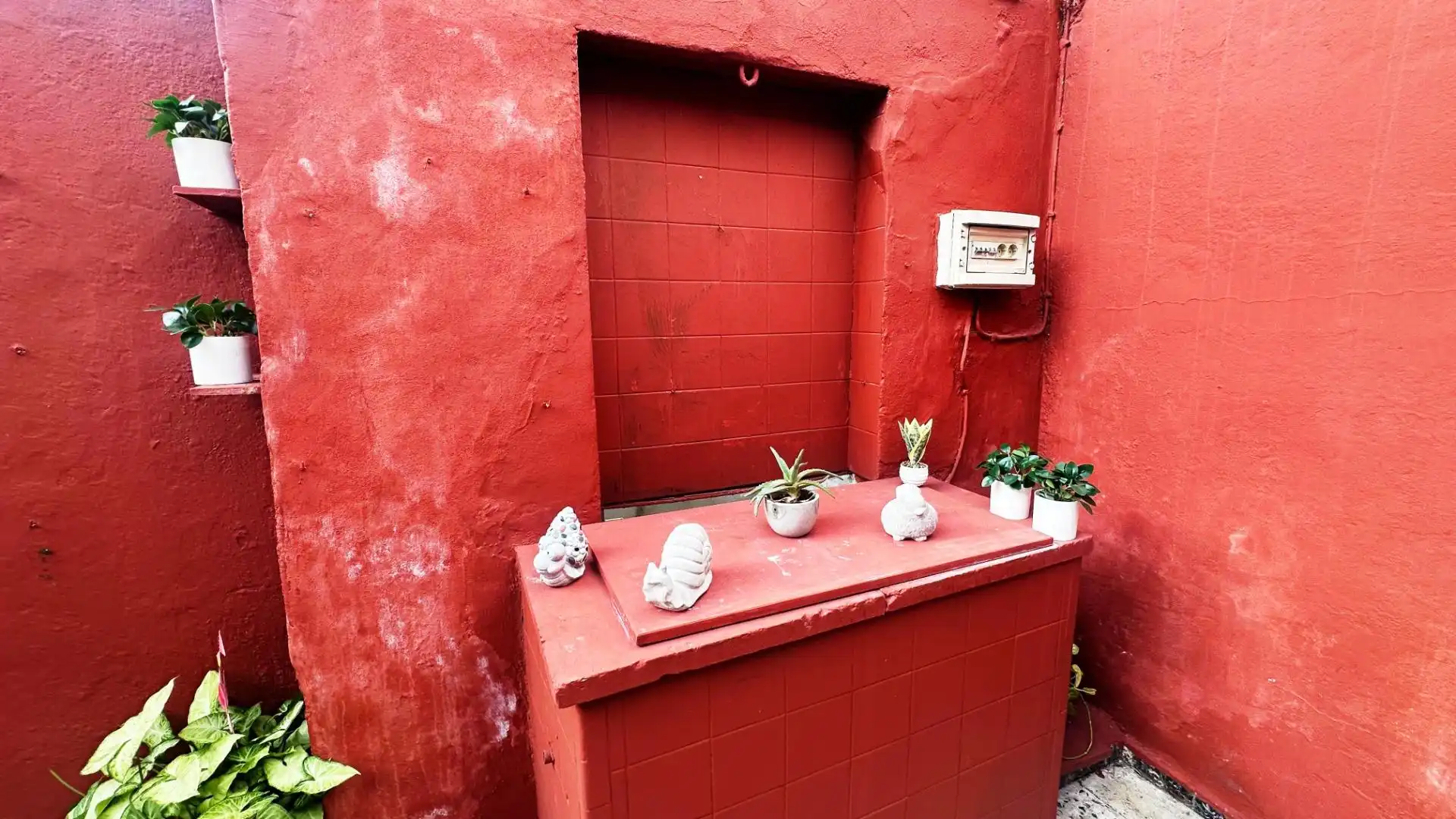Exterior view of Houses for sale in Bormujos  with Air Conditioner, Terrace and Storage room