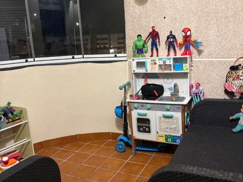 Cuina de Pis en venda en Torremolinos amb Aire condicionat, Terrassa i Balcó