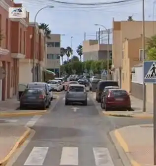 Appartamento con terrazza in vendita a Calle MERCADO COMUN (E)