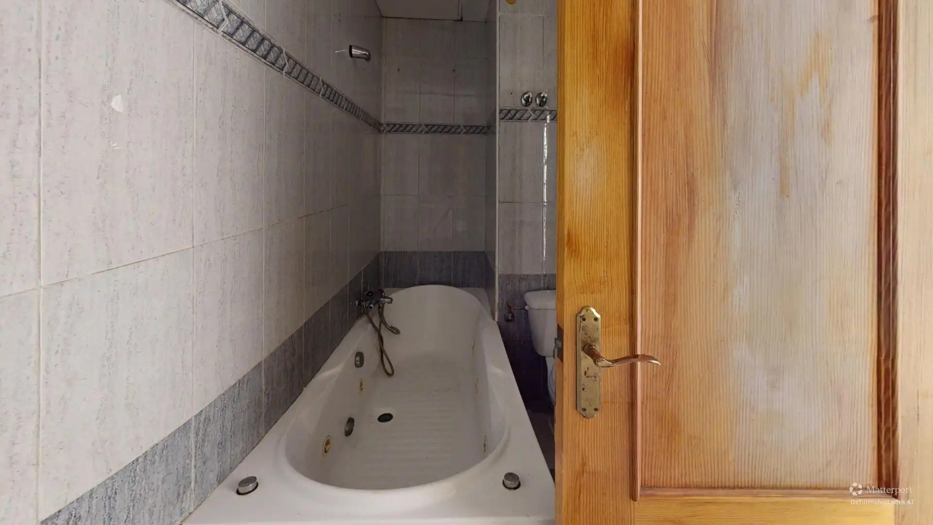 Bany de Casa adosada en venda en Orihuela amb Jardí privat, Terrassa i Balcó