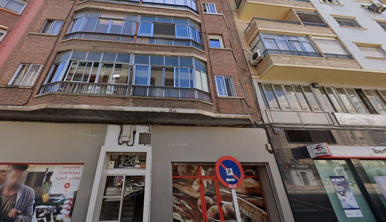 Vista exterior de Pis en venda en  Zaragoza Capital amb Terrassa